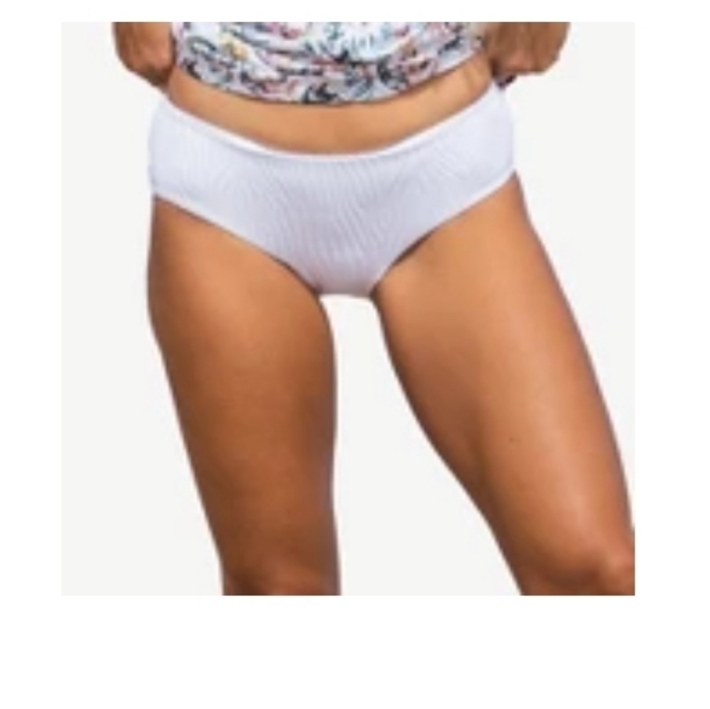 Calypsa NWT Women's Full Coverage Bikini Bottom - White (Textured), Large